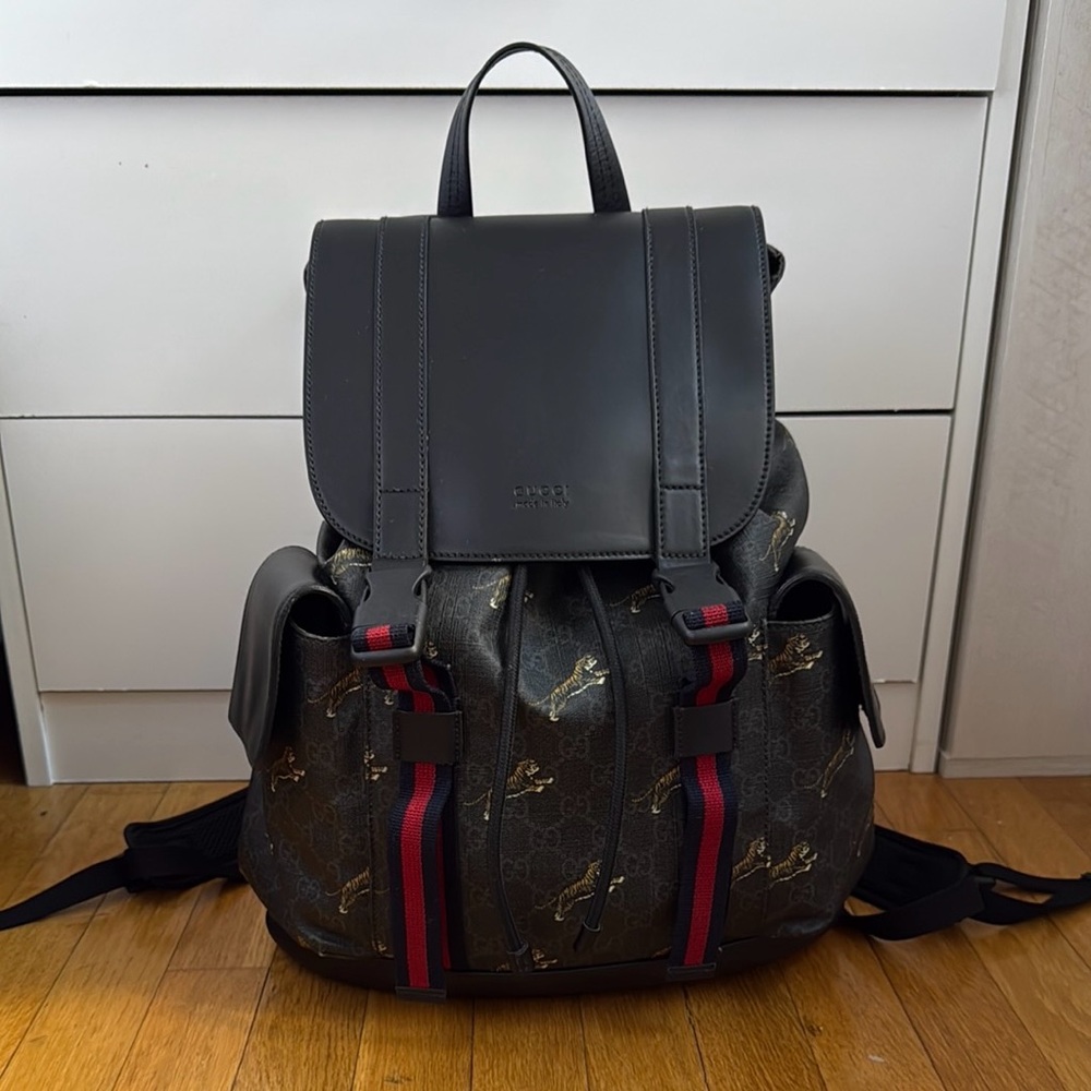 Gucci Bestiary Backpack
GG Supreme Tigers Black/Grey